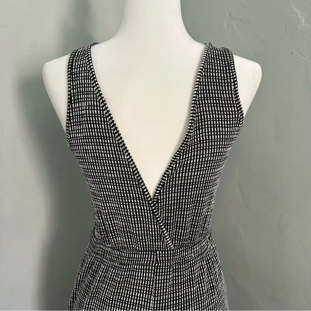 Caution to the Wind Jumper, Black, White, Cutouts, Wrap, Stretch, Checkered, S